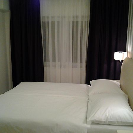 Pansion Bencun Hotel เมจูโกเรีย ห้อง รูปภาพ